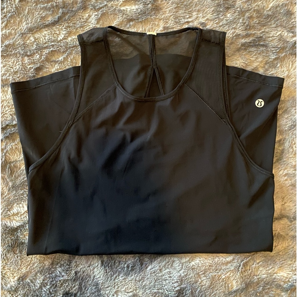 Lululemon tank